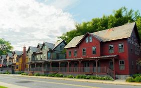 The Porches Inn At Mass Moca