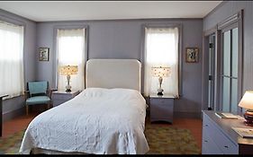 The Porches Inn At Mass Moca